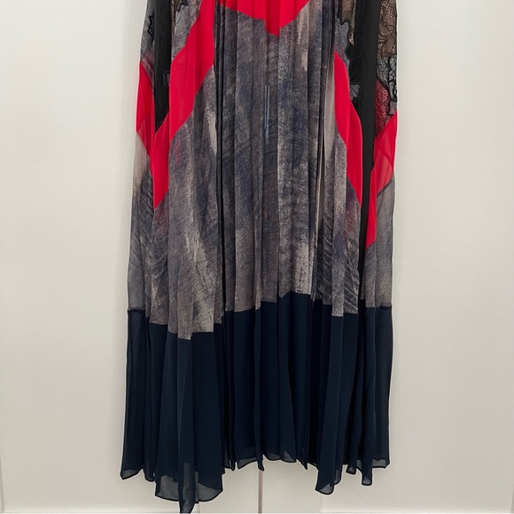 BCBG pleated lace blue black and coral evening dress - Picture 9 of 13